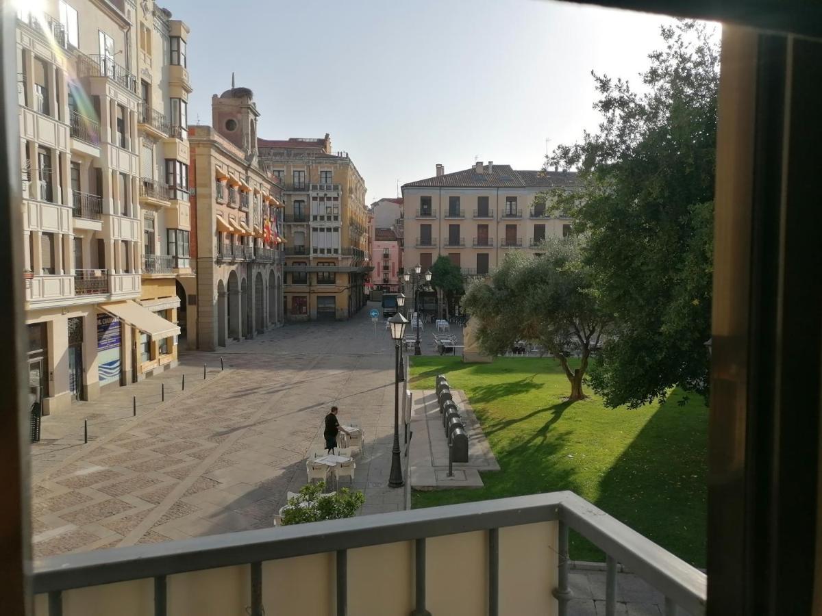 Hostal La Reina Zamora Esterno foto