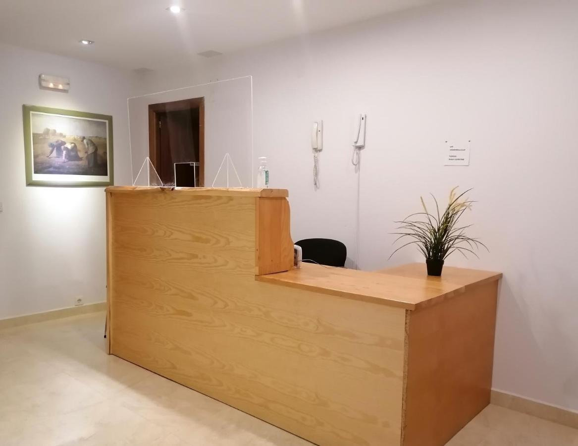 Hostal La Reina Zamora Esterno foto